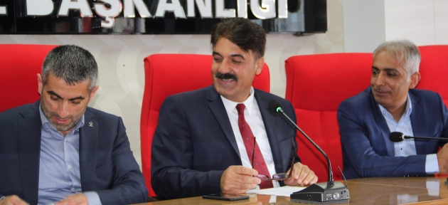 egitimci_kaya_ak_partiden_aday_adayi_oldu_h26608