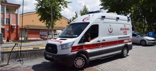 ambulansla_otomobil_carpisti_1_yarali_h26735
