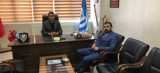 milletvekili_aday_adayi_gorenden_baskan_yilana_ziyaret_h26816