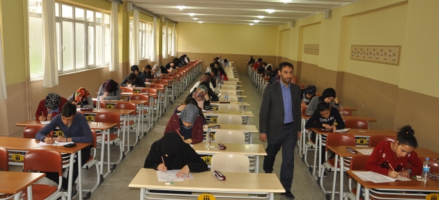 ogrenciler_yks_provasi_yapti_h26971