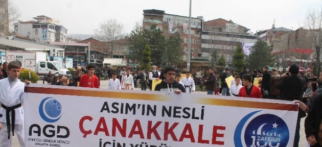 anadolu_genclik_dernegi_canakkale_ummet_yuruyusu_duzenledi