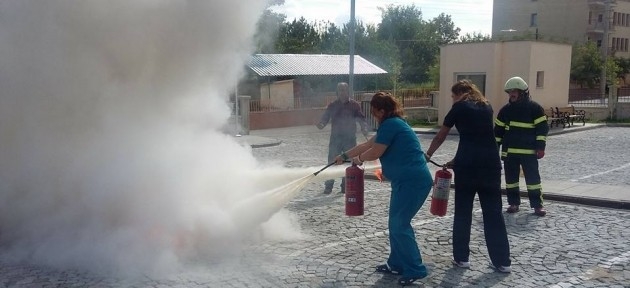 akcadag_devlet_hastanesinde_yangin_tatbikati