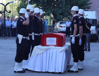 sehit_polis_son_yolculuguna_ugurlandi_h7547