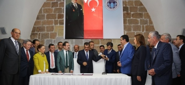 teskombun_katkilari_ile_battalgaziye_okul_yaptirilacak