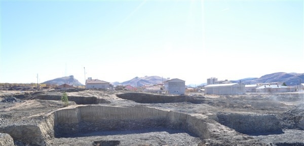 hekimhanda_toki_konutlarinda_calismalar_basladi