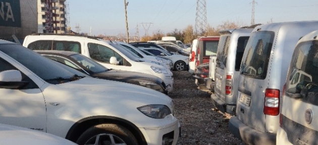 luks_araclar_curumeye_terk_ediliyor
