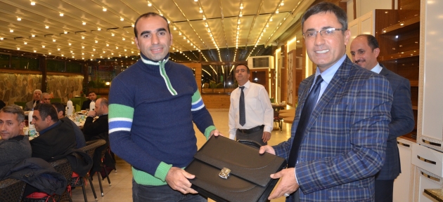ogretmenlere_ozel_program_h16574