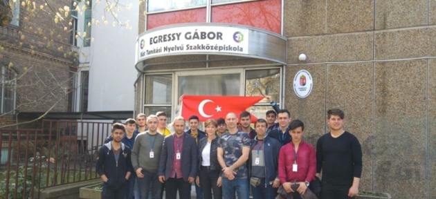 malatyali_ogrenciler_avrupada_staj_goruyor