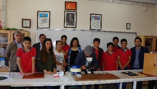 47_yil_sonra_gorev_yaptigi_ilceye_vefa