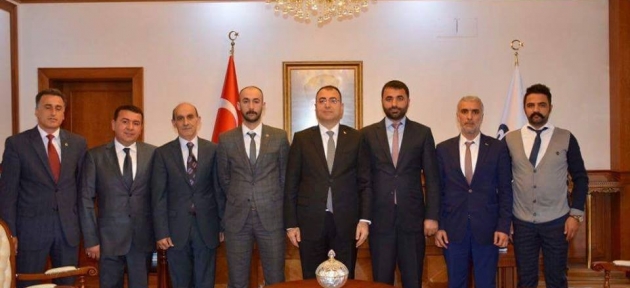 baskan_samanli_vali_topraki_ziyaret_etti_h20213