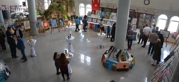 yil_sonu_resim_sergisi_acildi_h38760