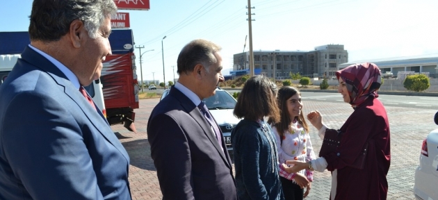 dunya_kiz_cocuklari_gunu_malatyada_kutlandi