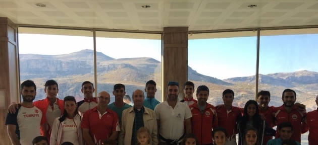 milli_sporcular_akcadagda_h22952