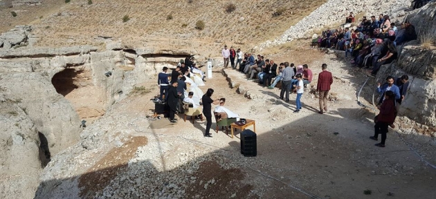 usta_kuaforlerden_metrelerce_yuksekte_tiras_sovu