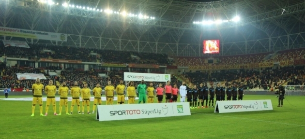 eym_llig_ve_kupada_zorlu_maclara_cikacak_h30459