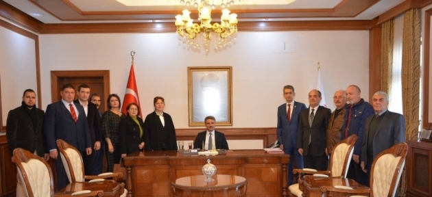 iyi_partiden_vali_barusa_ziyaret_h30285