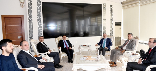 polat_eski_vali_ulvi_sarani_kabul_etti_h30107