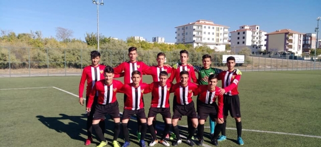 u19da_sampiyonluk_yarisi_kizisti