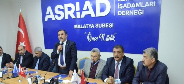 baskan_gurkan_asriad_malatya_subesini_ziyaret_etti_h30944