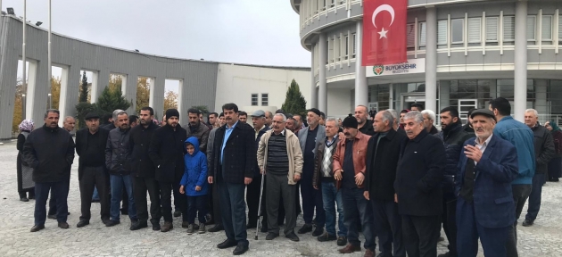 belediye_onunde_minibus_eylemi_h30597