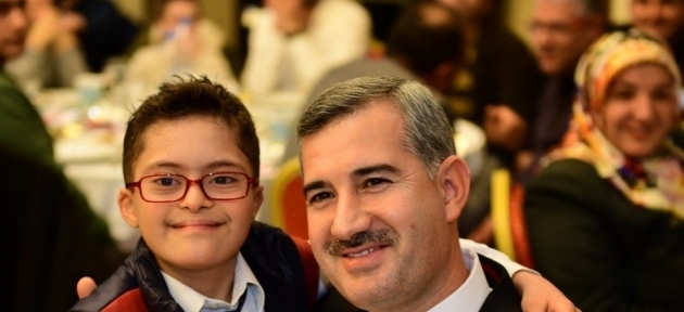 ozel_cocuklar_gonullerince_eglendi_h30562