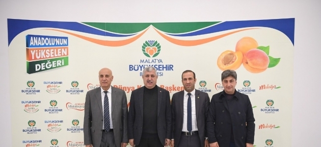 polat_eym_baskani_gevreki_agirladi_h30559