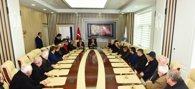 baskan_gurkan_sofor_esnafinin_sorunlarini_dinledi_h31091