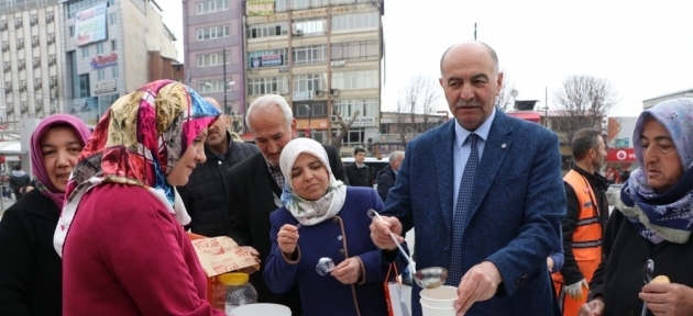 malatyada_askerin_son_yemegi_hosaf_dagitildi_h32310